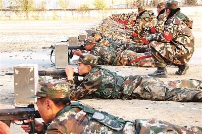 千禧一代 &ldquo;00&rdquo;后新兵 网络原住民 吃外卖打手游 直播达人