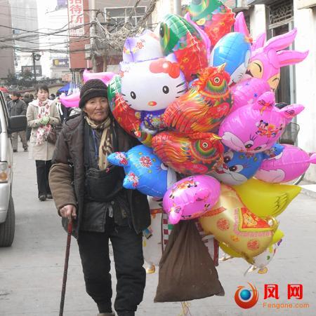 气球奶奶 郑州红人气球奶奶 最美中国人
