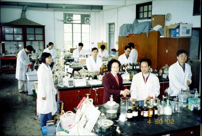 武汉大学唯一女院士 张俐娜