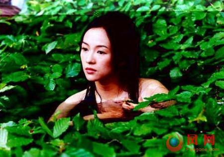 出水似芙蓉 女星诱惑裸浴戏大盘点