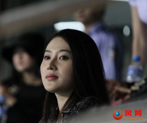 吴曦女友 吴曦 申花吴曦 国脚吴曦 吴曦女友照片