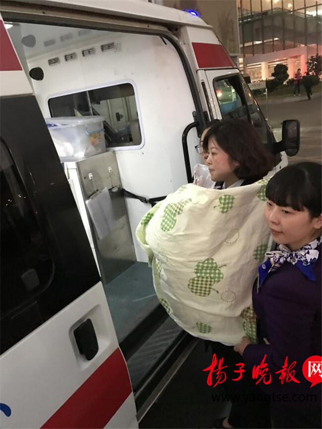 生小孩 候车厅生产